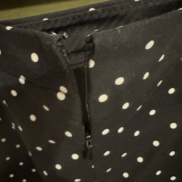 Liz Claiborne Black Polka Dot Pencil Skirt - Picture 4 of 5